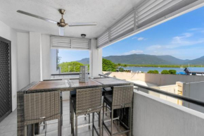 Madison Magic - Waterfront Balcony Haven with Pool